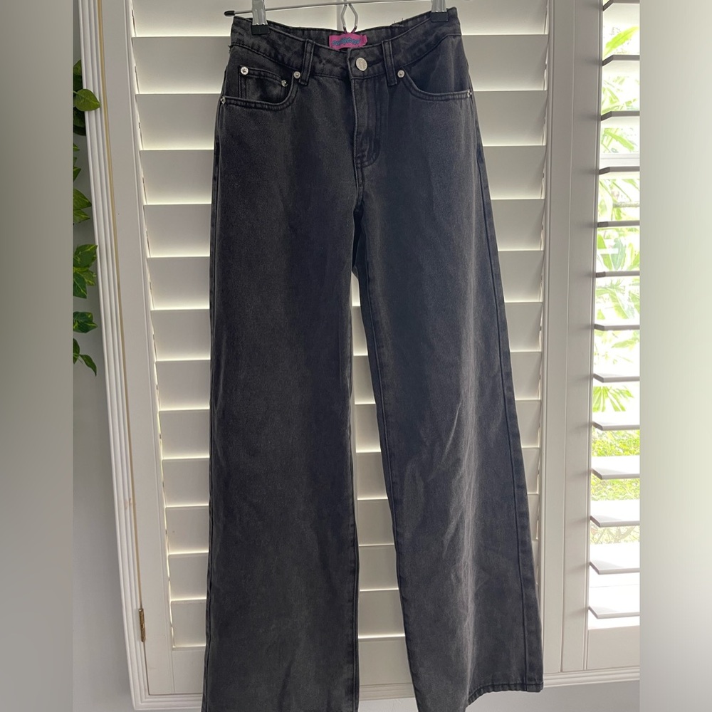 Black low rise jeans